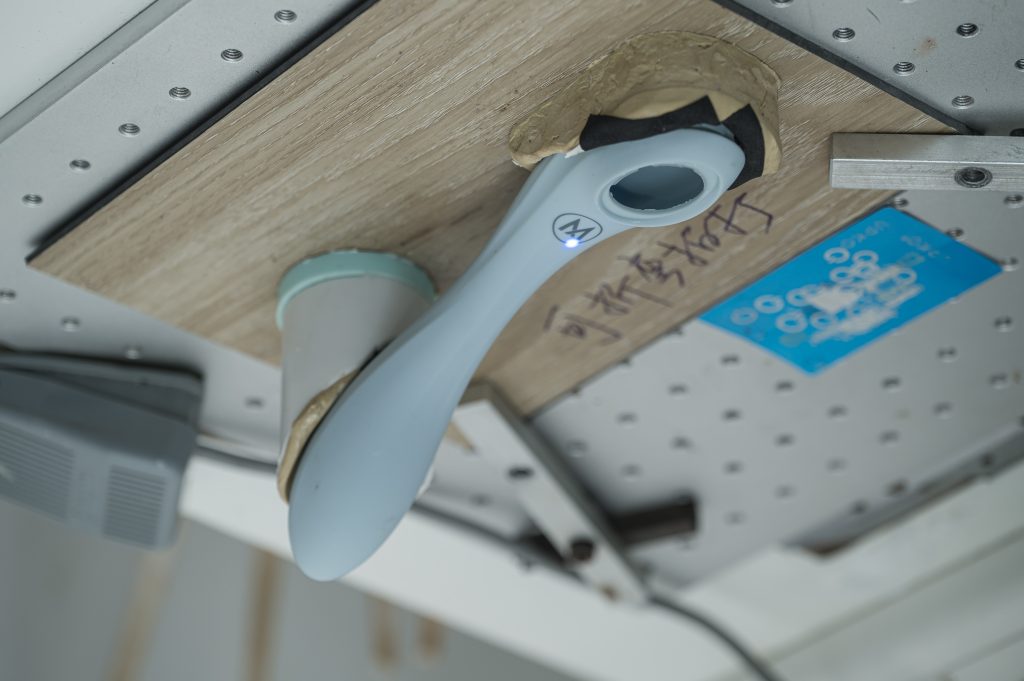 Laser Engraving Logo on Silicone Product